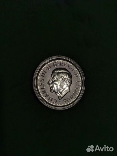 Серебряная монета 31.1гр. 999 Стоящая Британия