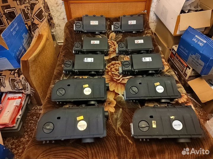 Продаю клапанную крышку на саманд(samand) 1,8