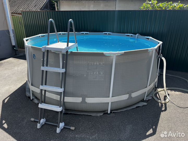 Каркасный бассейн intex