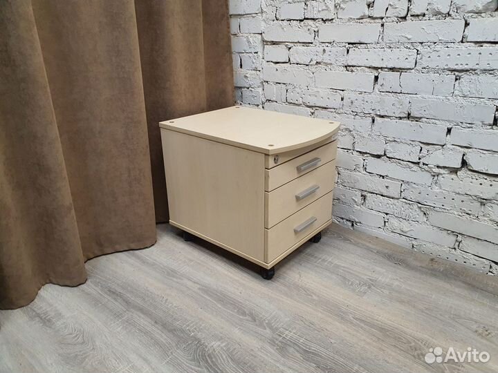 Тумба подкатная