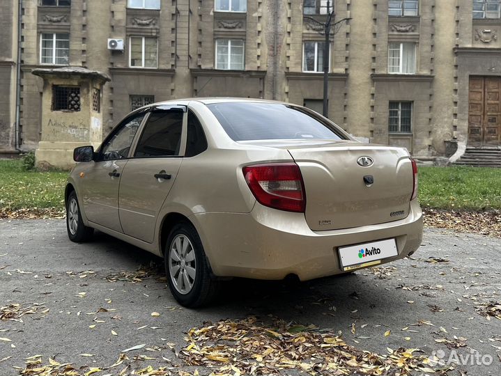 LADA Granta 1.6 МТ, 2013, 186 666 км