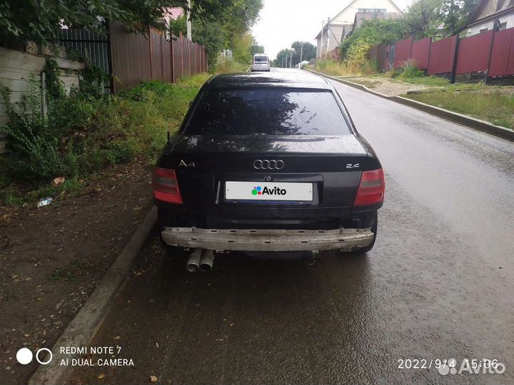 Audi A4 2.4 AT, 1999, битый, 210 000 км