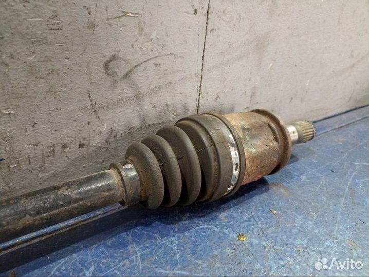 Привод задний левый Mitsubishi Lancer 10 CY