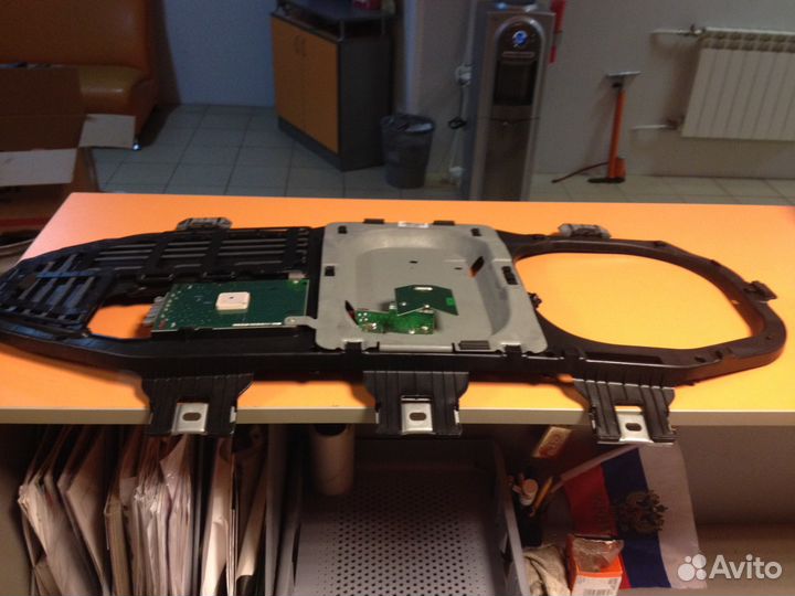 Антенна на Mercedes R class ML W164 GL X164