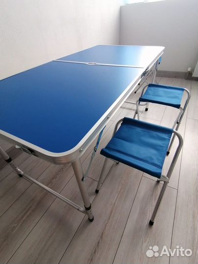 Новые Стол и стулья складные комплект