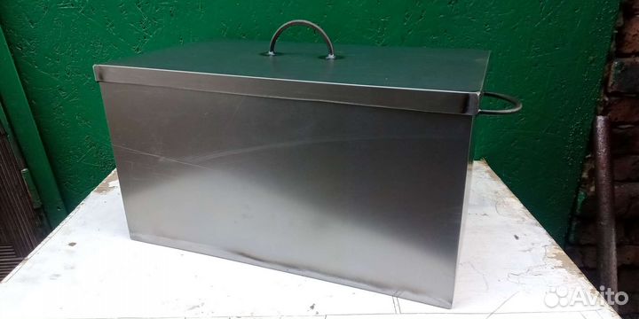 Коптильня горячего копчения новая