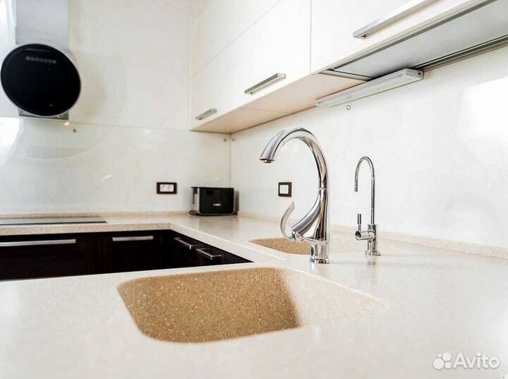 Кухонный гарнитур угловой в потолок