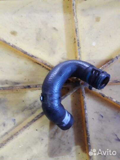 Патрубок системы охлаждения Mercedes C-Class S 204