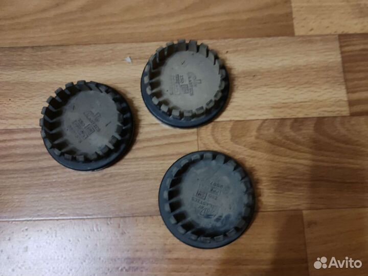 Колпачки на диски cadillac оригинал