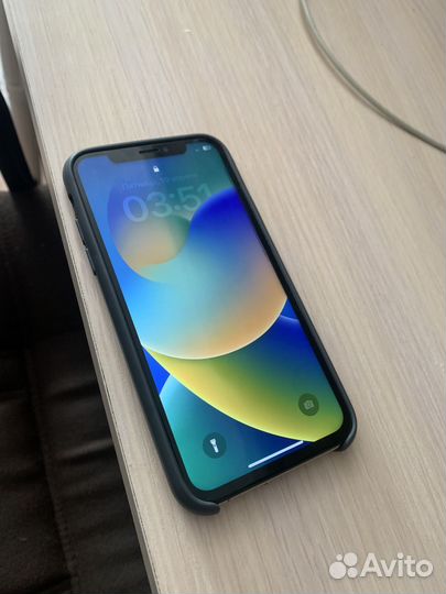 iPhone Xs, 64 ГБ