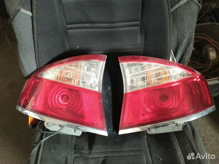 Задние стоп сигналы от Subaru Legacy