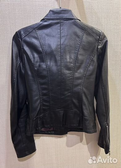 Куртки пальто