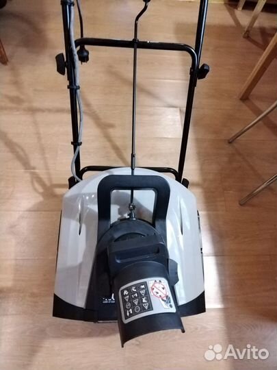 Снегоуборщик электрический