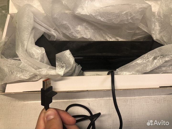 Xbox 360 kinect + игра в подарок