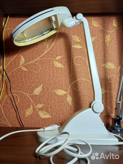 Светильник настольный