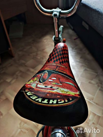 Детский велосипед четырехколесный 12 (от 1,5 лет)