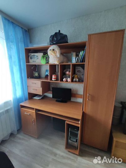 Компьютерный стол