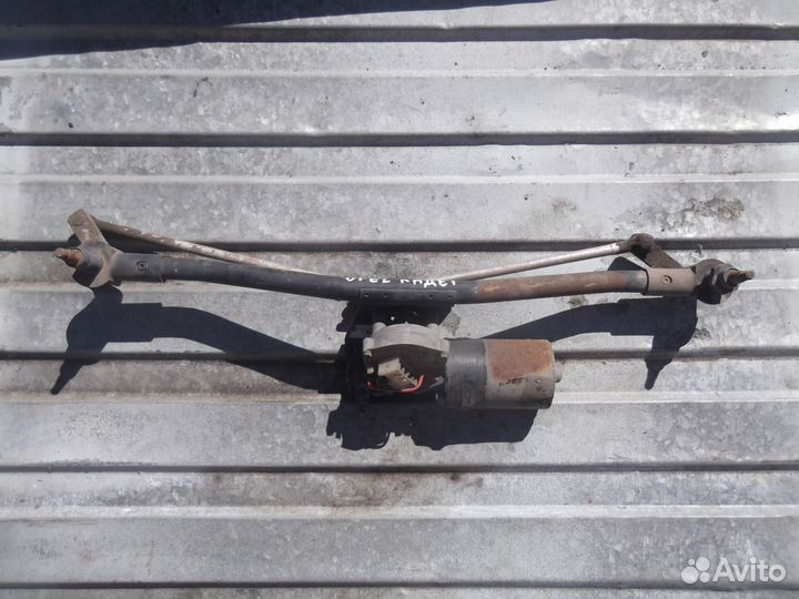 Трапеция стеклоочиcтителя Opel Kadett E 84-92