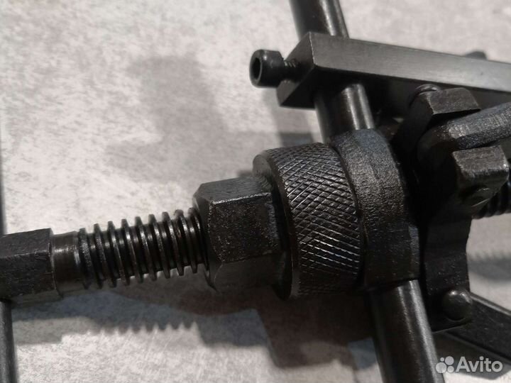 Съемник подшипников с внутренним захватом эврика