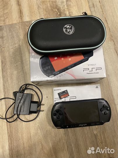 Sony PSP e 1008