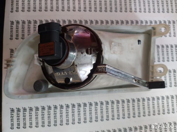 Фара противотуманная Skoda Octavia правая перед