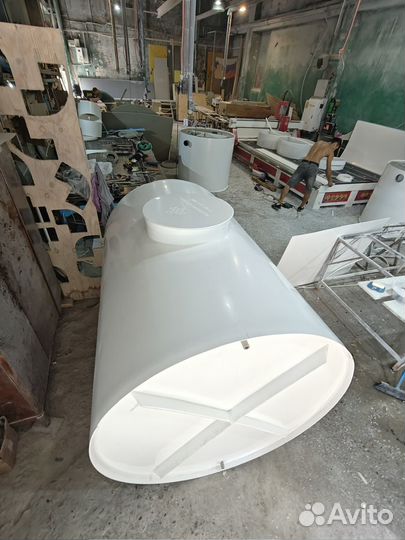 Емкость пластиковая