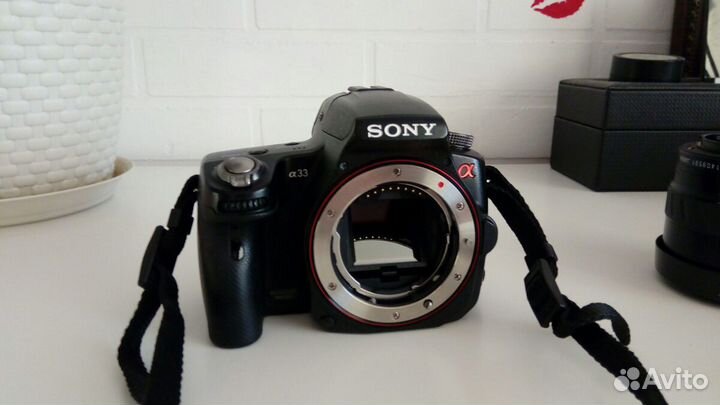 Sony a 33