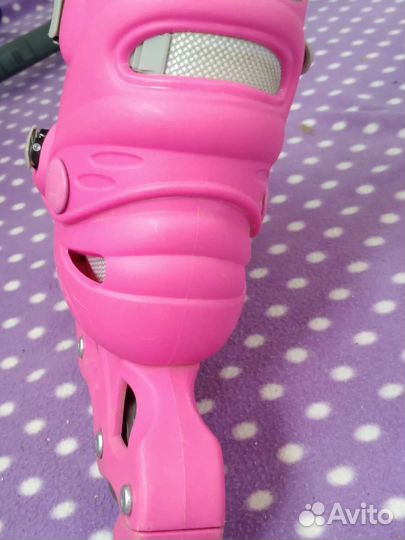 Роликовые коньки