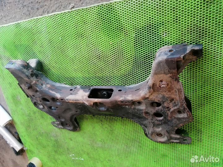 Подрамник передний на Chevrolet Aveo T300 11-15гг