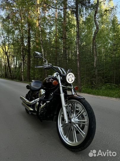 Kawasaki vn900 castom