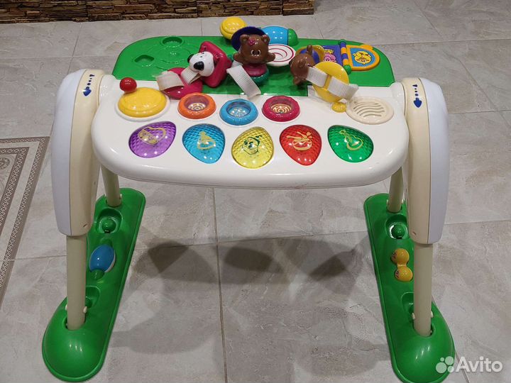 Развивающий стол chicco