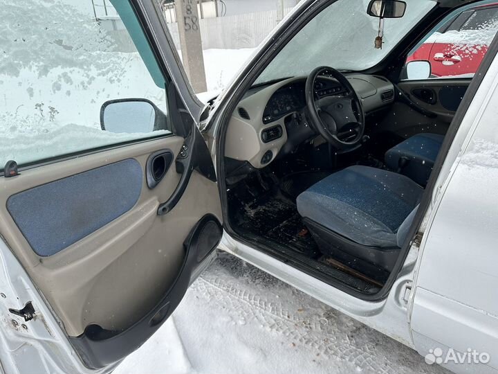 Chevrolet Niva 1.7 МТ, 2005, 200 000 км