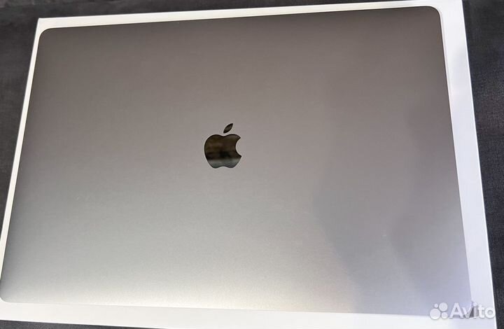 MacBook Pro 16 2019 76 циклов