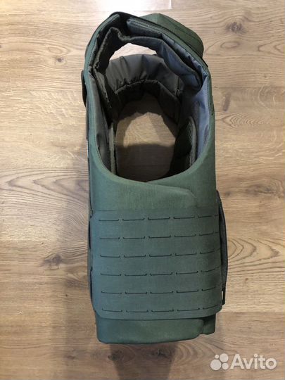 Новый бронежилет противоосклочный 