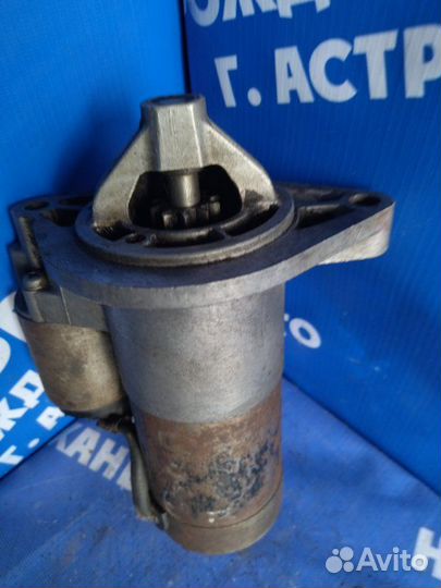 Стартер Jeep Grand Cherokee внедорожник magnum