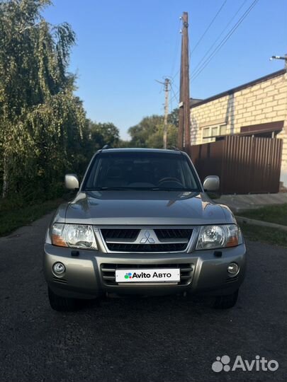 Mitsubishi Pajero 3.2 AT, 2005, 300 000 км