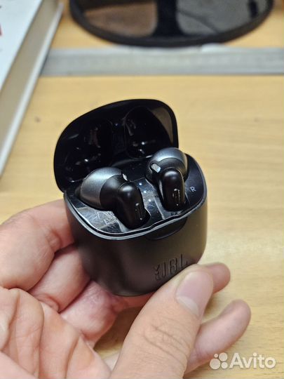 Беспроводные наушники jbl tune 225 tws
