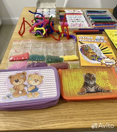 Для творчества пакетом лайнеры фломастеры пеналы