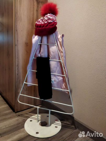 Вешалка детская