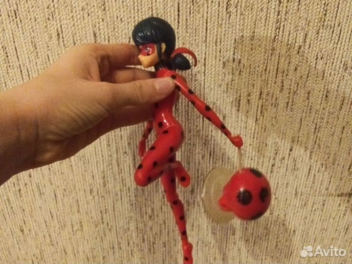 Игрушка леди баг