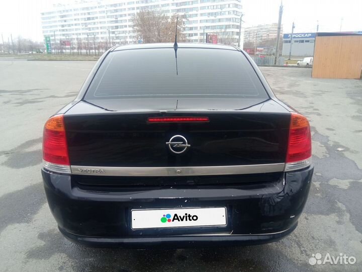 Opel Vectra 1.8 МТ, 2007, битый, 331 110 км