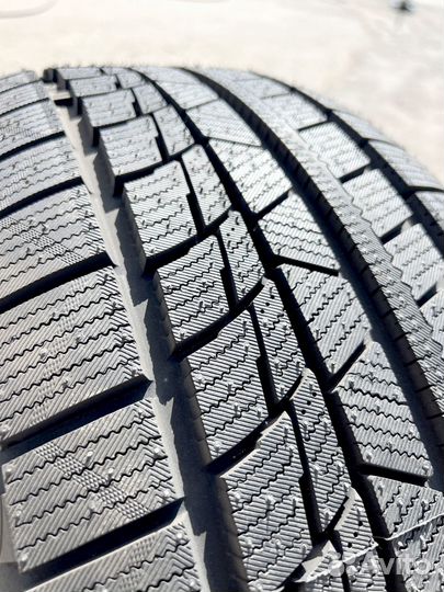 Sunwide Snowide 215/55 R17 84T