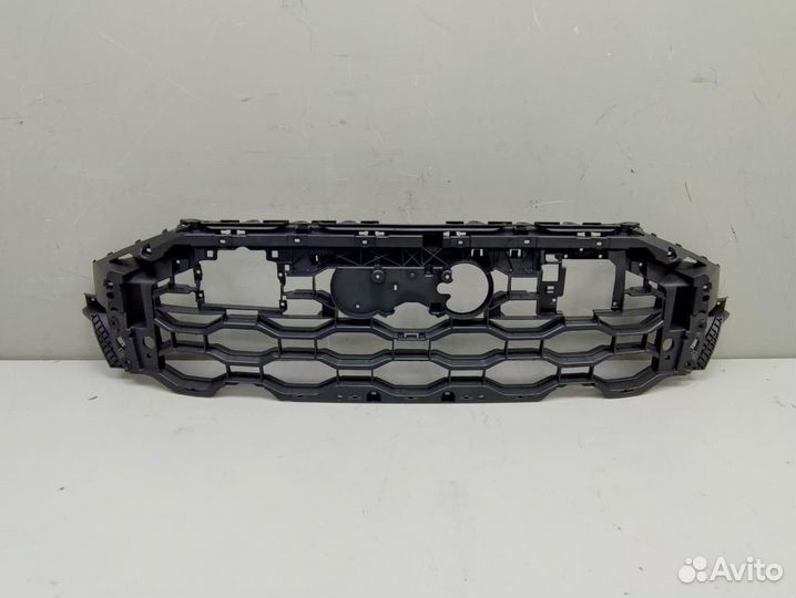 Панель замыкающая audi RS Q8 новый оригинал