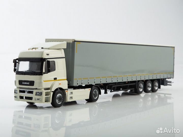 Камаз-5490 с полуприцепом нефаз-93341 102958