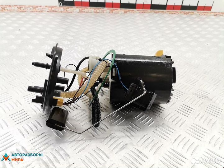 Насос топливный Jaguar XF X250 2008 C2C35101