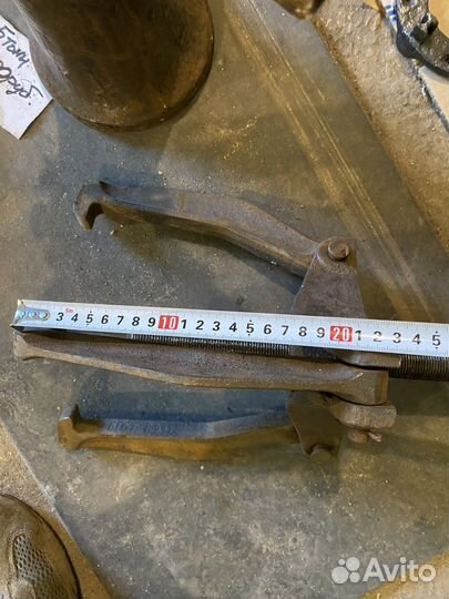 Съёмник 3 - х лапый