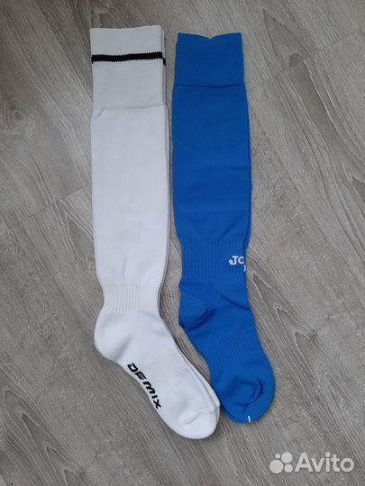 Футбольные гетры,новые,2 пары (joma+demix)