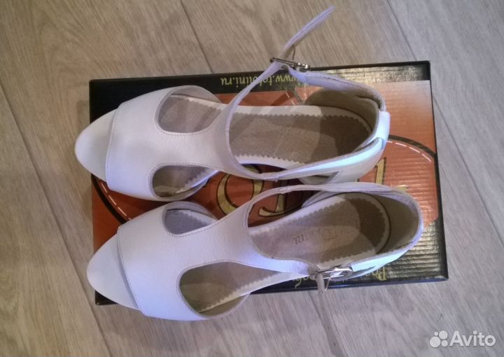 Босоножки, Новые