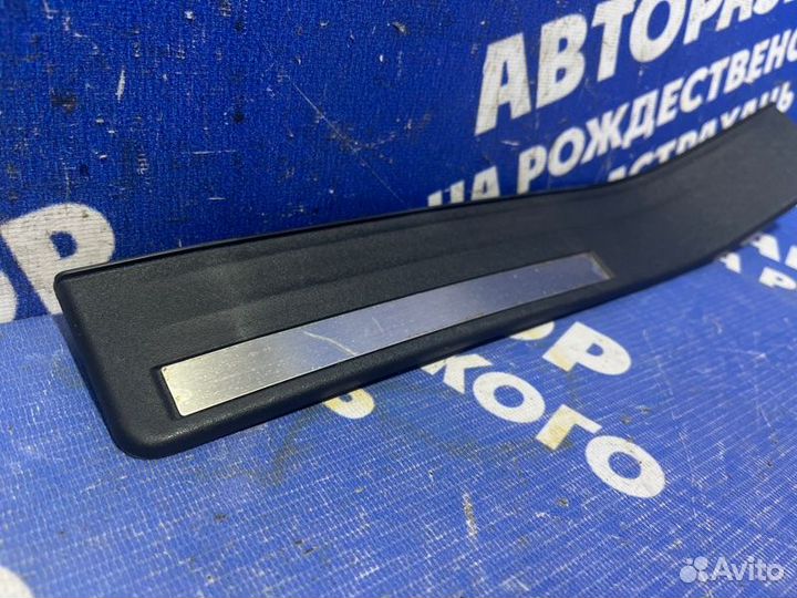 Накладка на порог Nissan Teana J32 седан VQ25DE