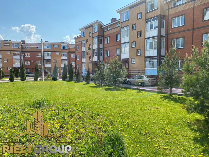 2-к. квартира, 58 м², 1/4 эт.